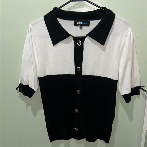 Alice Blue Black and White Button-Up Top - Picture 1 of 2